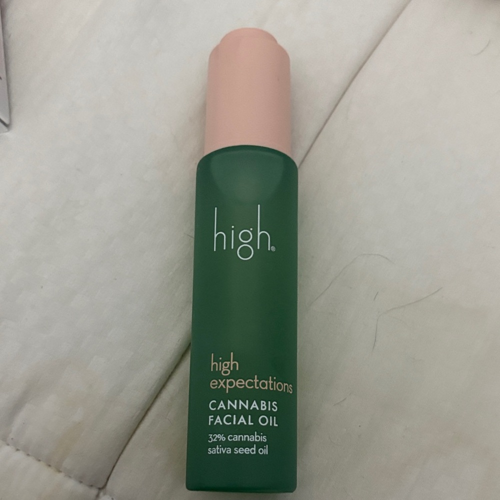 High Expectations Cannabis Facial Oil - Green and Pink